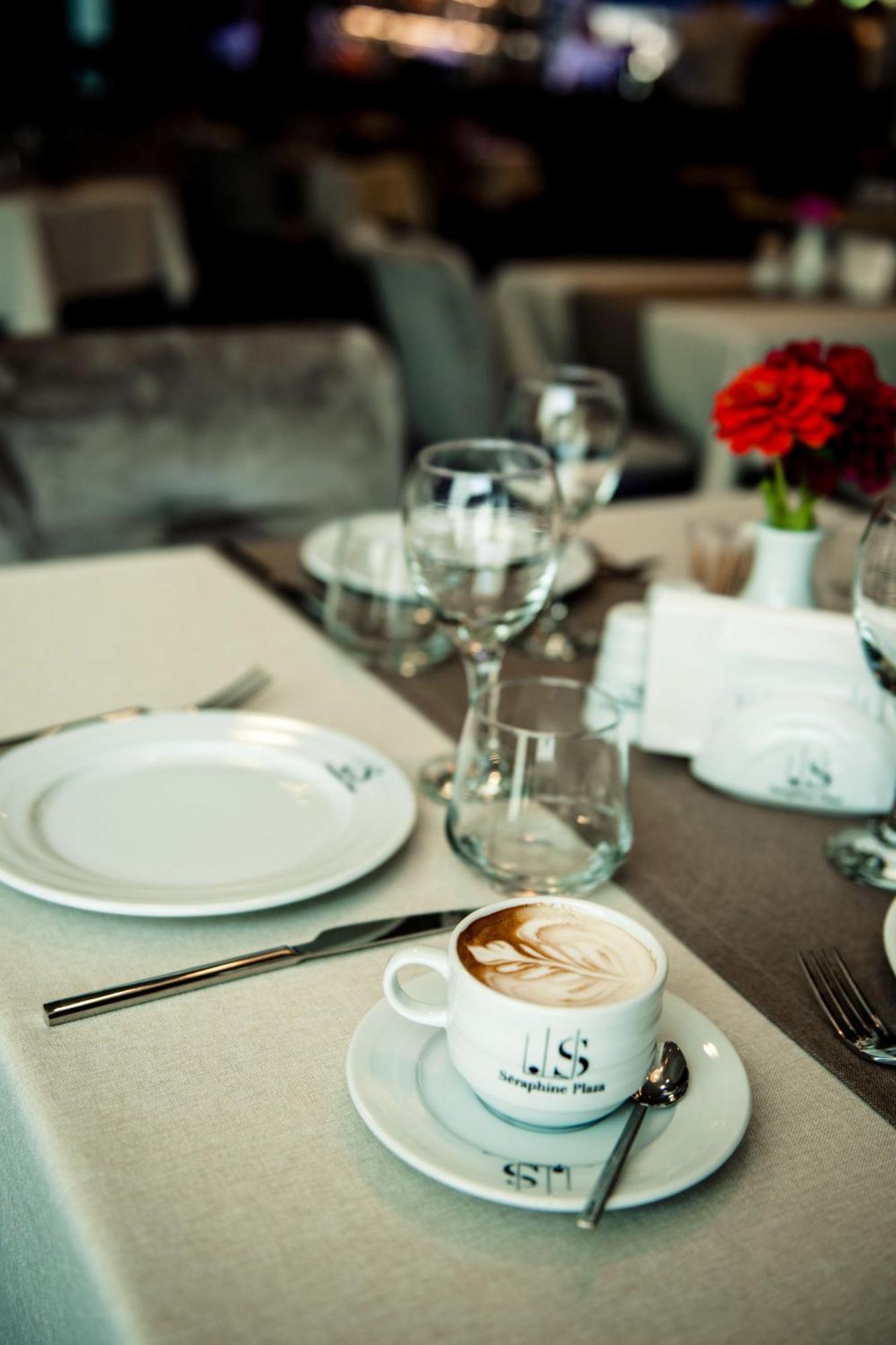 Seraphine Plaza 페야 외부 사진